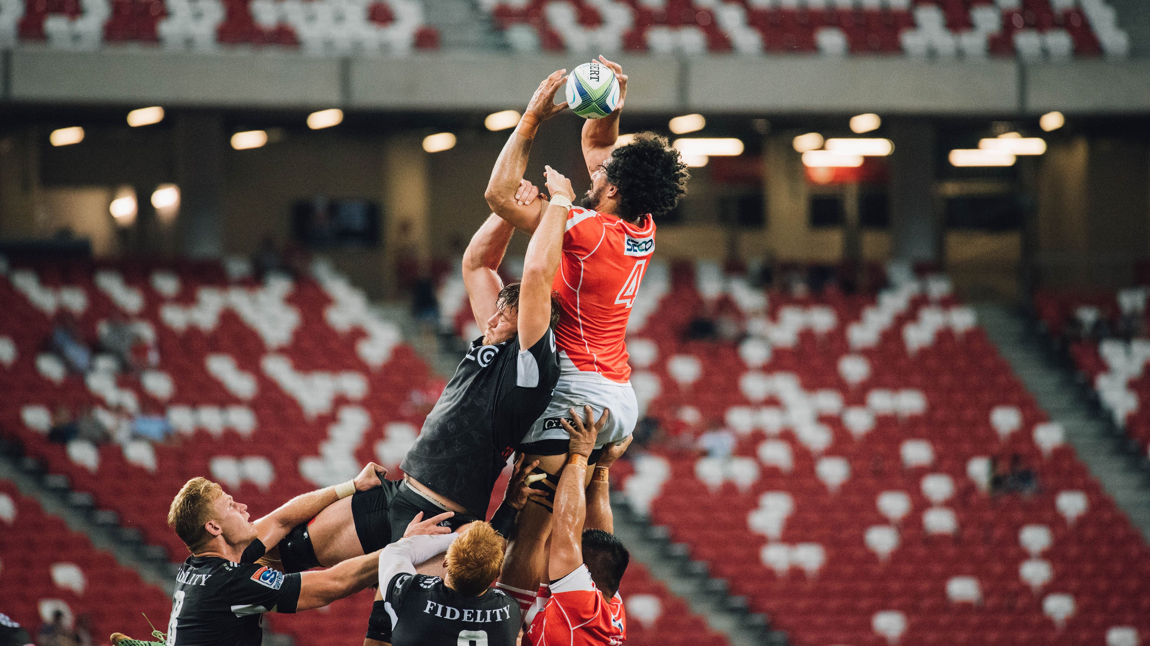 “定向越野：东部新区赛场考验运动员全方位能力”