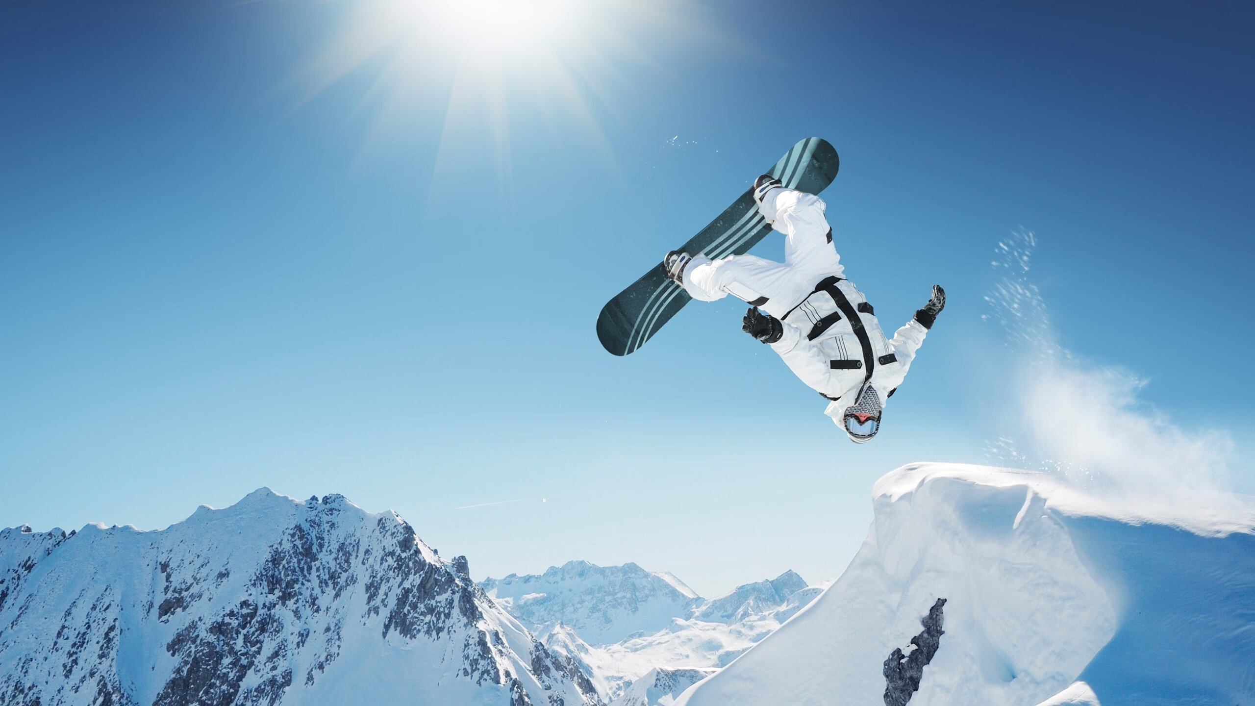 羽毛球“先发球再说”快节奏赛 没有暂停高强度连拍